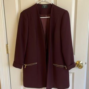 Tahari blazer